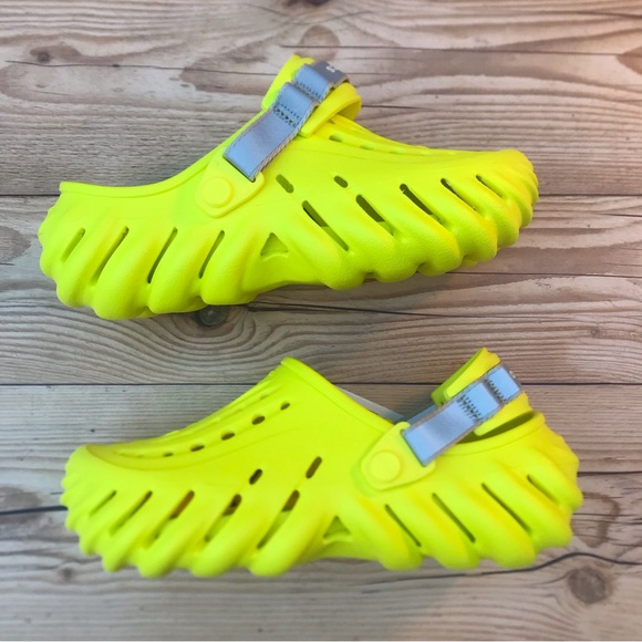 Crocs Echo Reflective Backstrap Clog - Picture 5 of 16